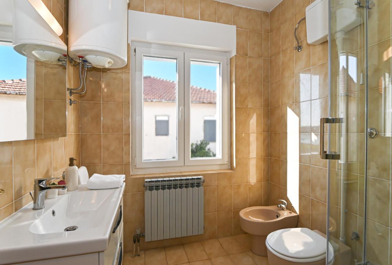Holiday House Vukman Trogir Extérieur photo