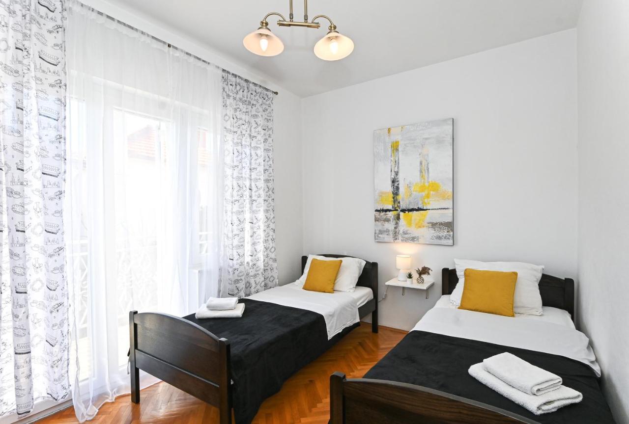 Holiday House Vukman Trogir Extérieur photo