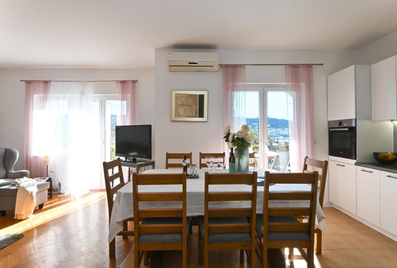 Holiday House Vukman Trogir Extérieur photo